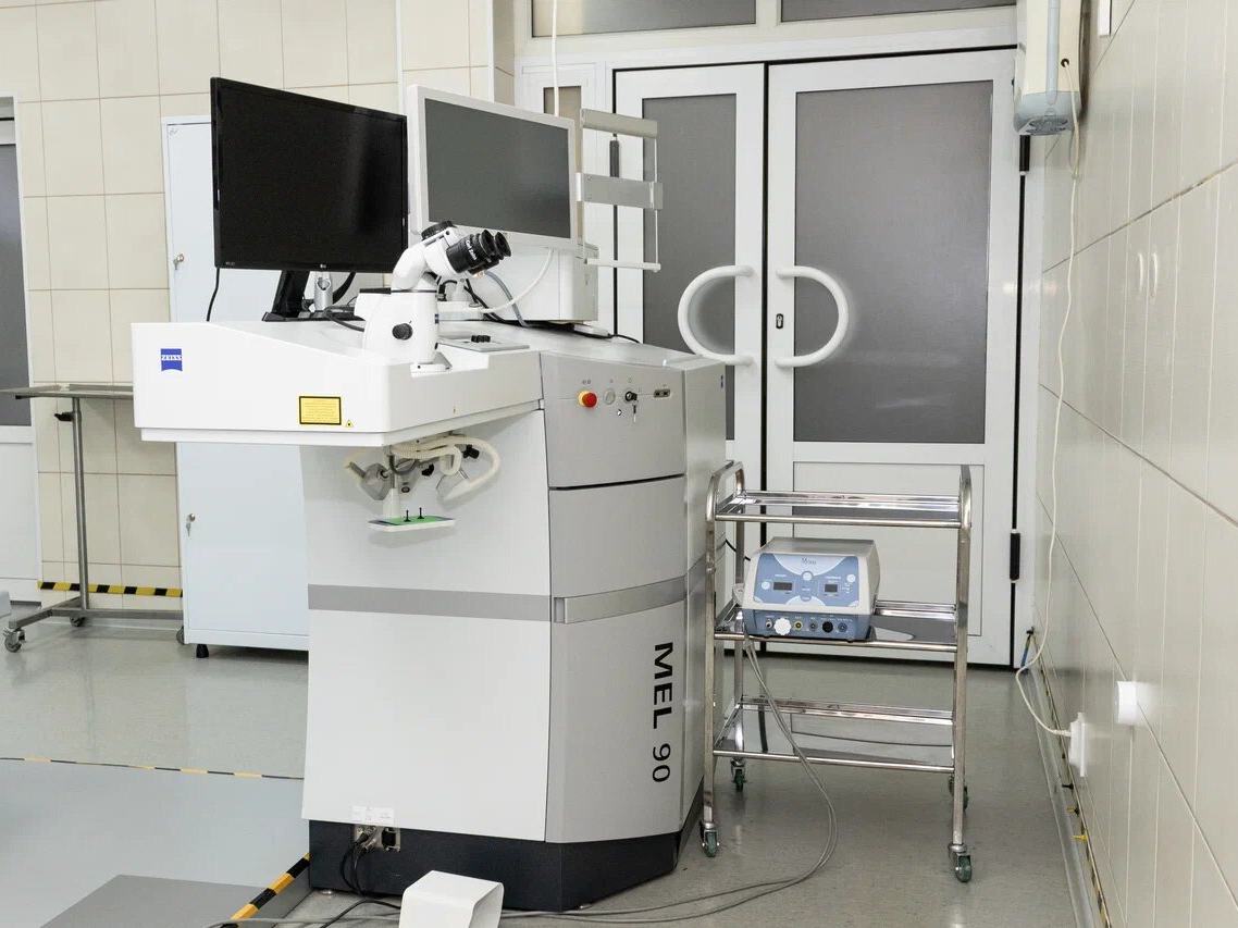 MEL 90 (Carl Zeiss)
