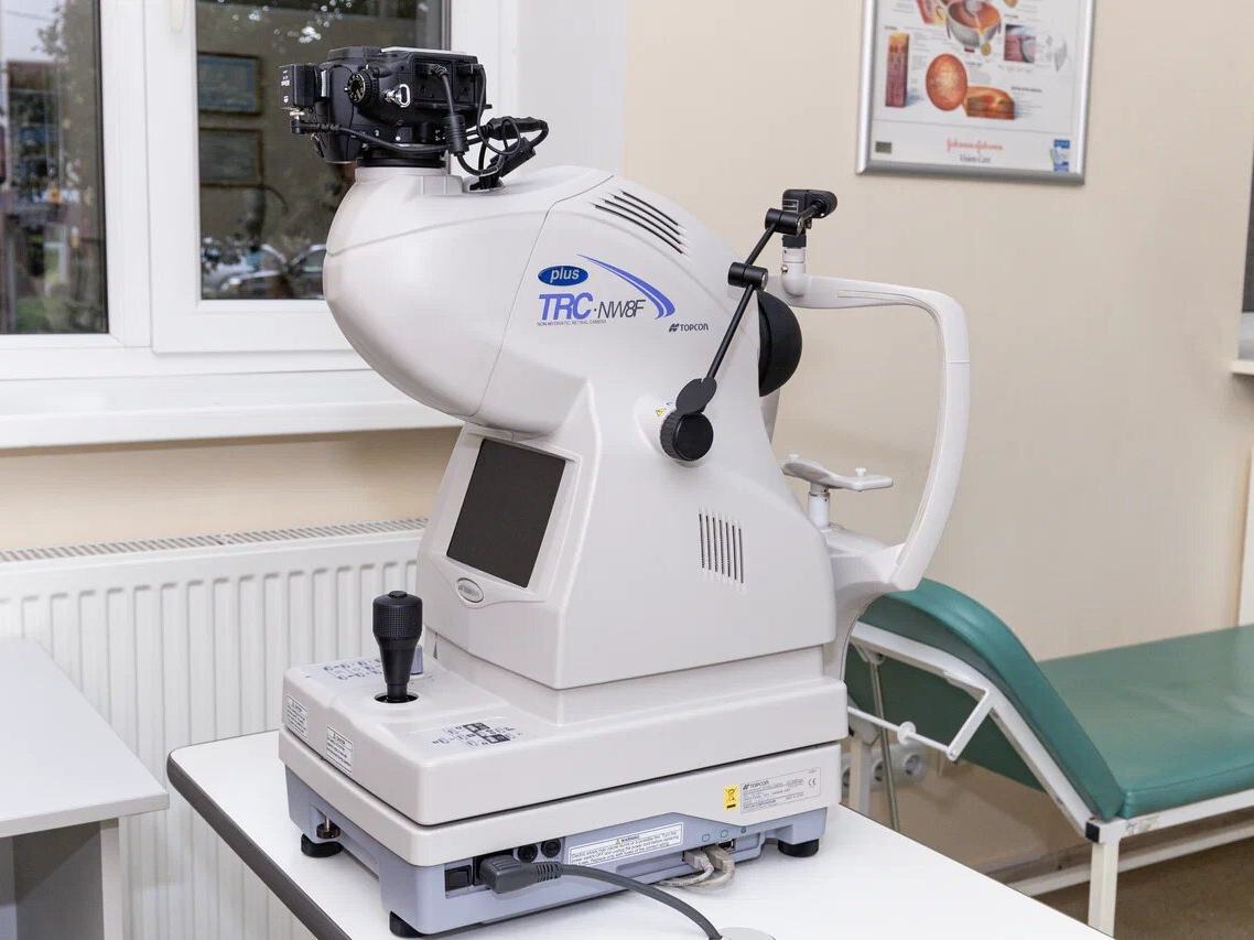 TRC-NW8F (Topcon)
